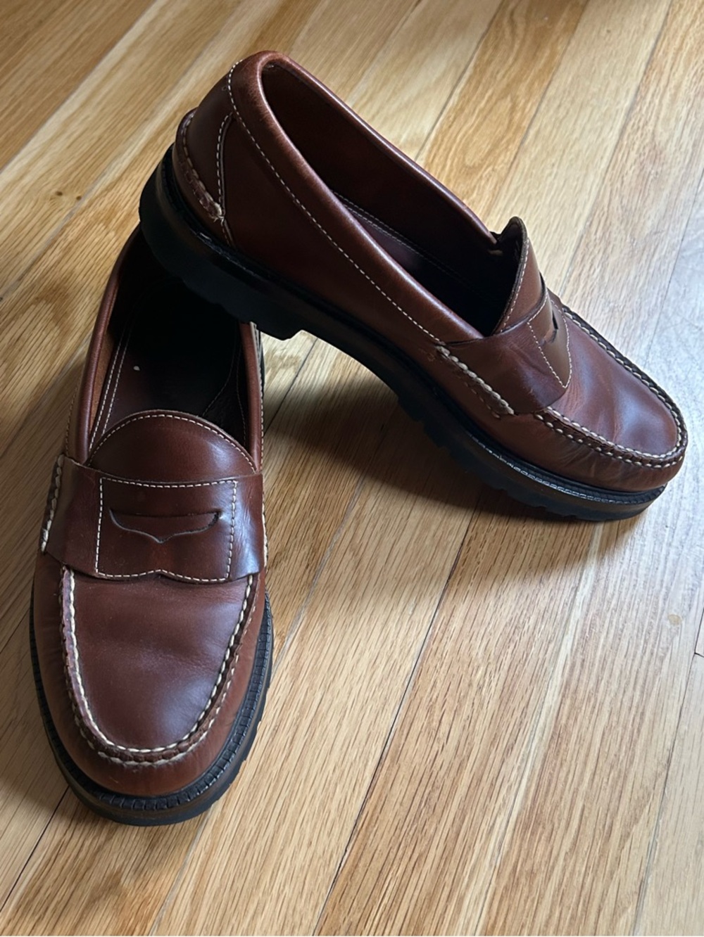 Men's L.L. Bean Brown Leather Loafers size 9
